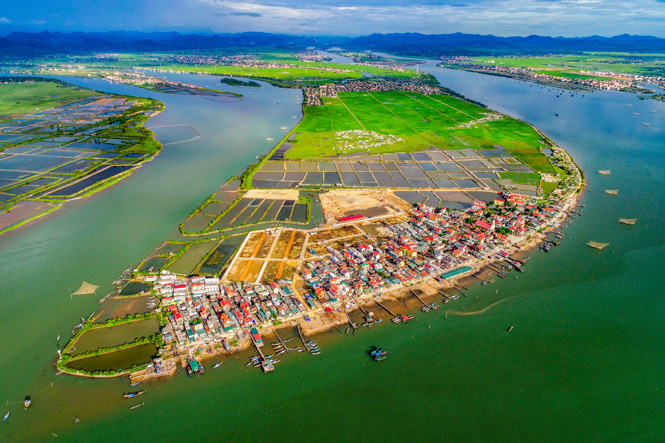 'Sông Gianh huyền thoại' giành huy chương đồng tại Liên hoan ảnh nghệ thuật khu vực Bắc Trung bộ