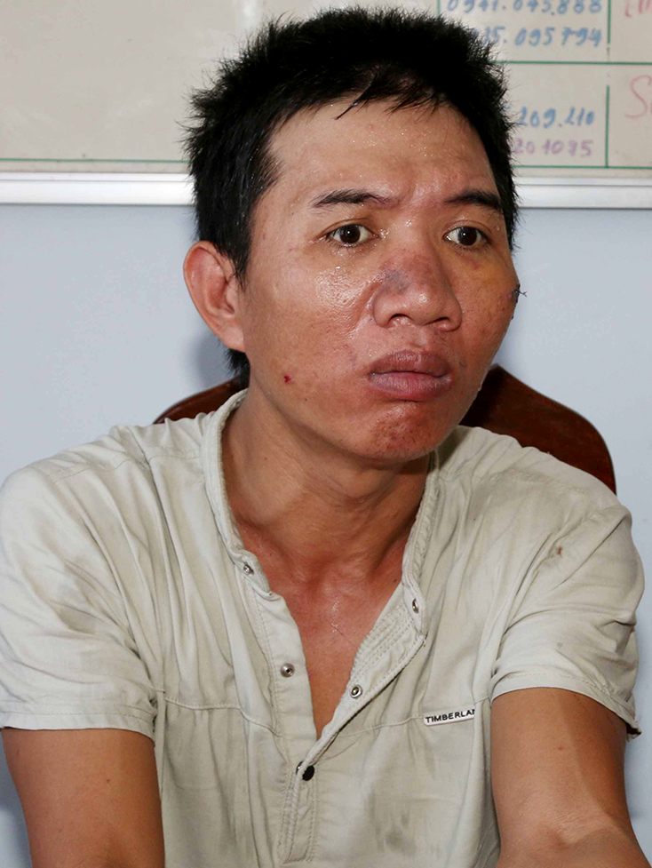 Bắt tạm giam đối tượng nhốt con ruột trong nhà đòi tự thiêu