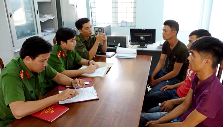 Quản lý, giúp đỡ người được tha tù trước thời hạn có điều kiện trở về với cộng đồng