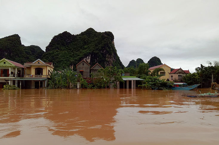 Chuyện ngày bão