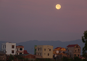 Ngăn trời quê mẹ