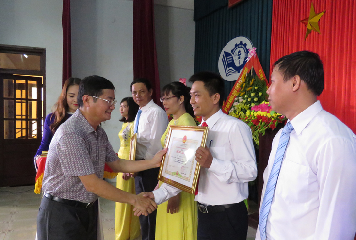 Trường cao đẳng Nghề Quảng Bình khai giảng năm học 2018-2019