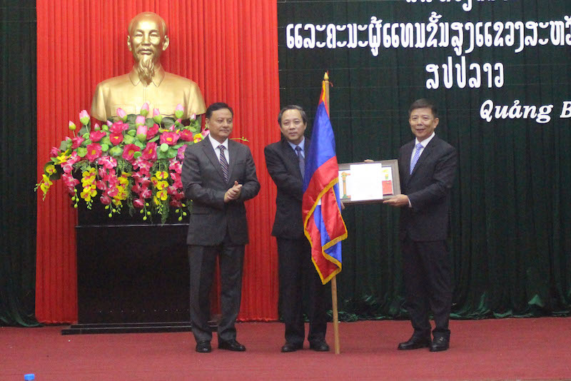 Hội đàm, ký kết Biên bản hợp tác giữa hai tỉnh Sạ-vẳn-na-khệt và Quảng Bình