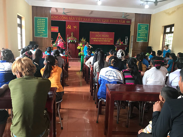 Nâng cao vai trò của phụ nữ trong công tác dân số