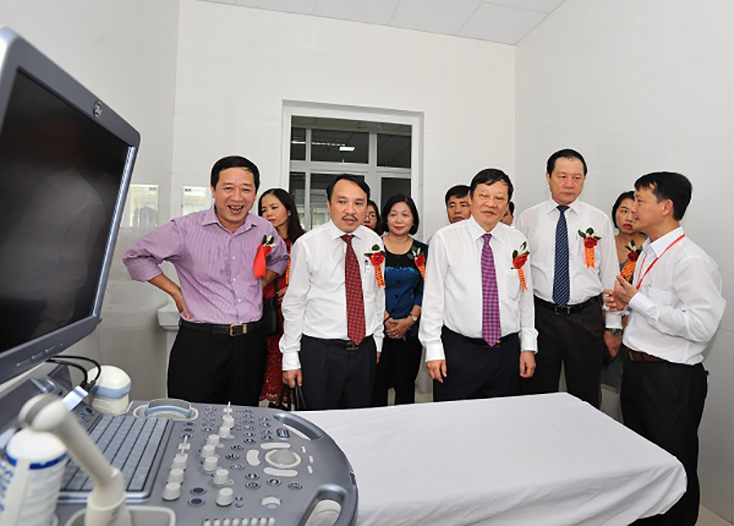 Khai trương Trung tâm Sàng lọc chẩn đoán trước sinh, sơ sinh Bắc miền Trung