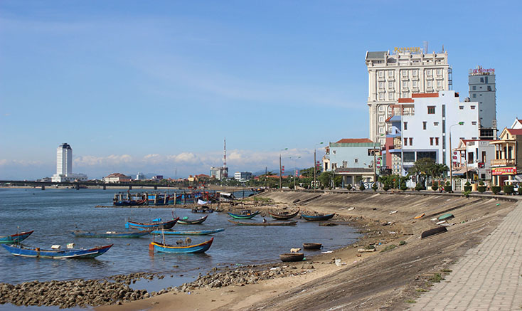 Dấu ấn Quảng Bình trong thơ Lê Thị Mây