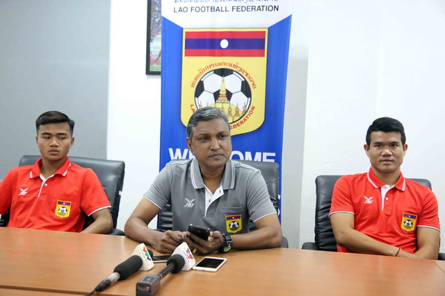 HLV đội tuyển Lào e ngại Xuân Trường và Công Phượng