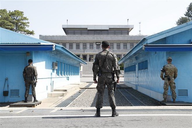 Quân đội Triều Tiên-Hàn Quốc tháo dỡ 20 chốt biên phòng ở giới tuyến
