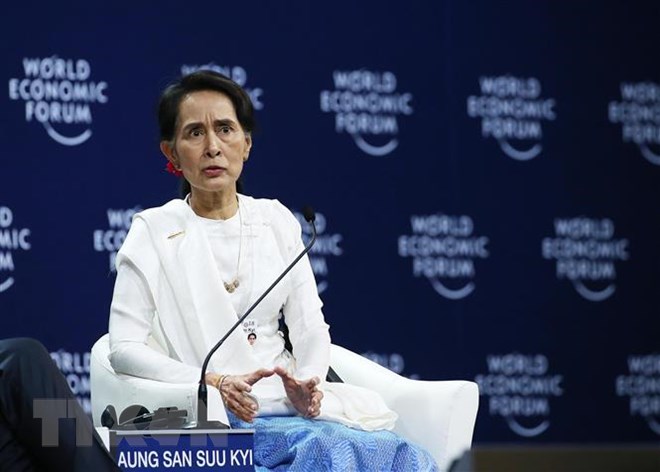 Bà Aung San Suu Kyi bị tước danh hiệu "Đại sứ của Lương tri"