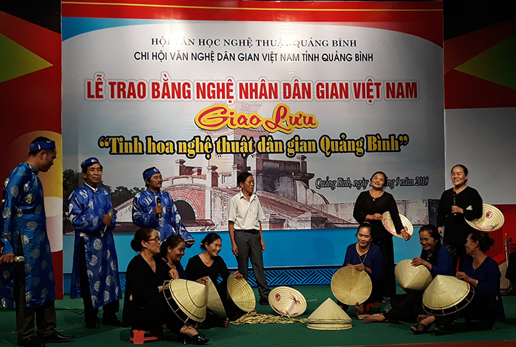 "Giữ lửa" văn nghệ dân gian