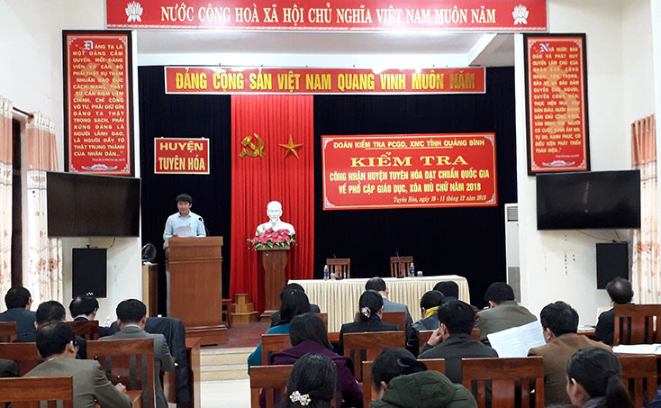 Đề nghị công nhận kết quả phổ cập giáo dục, xóa mù chữ huyện Tuyên Hóa năm 2018