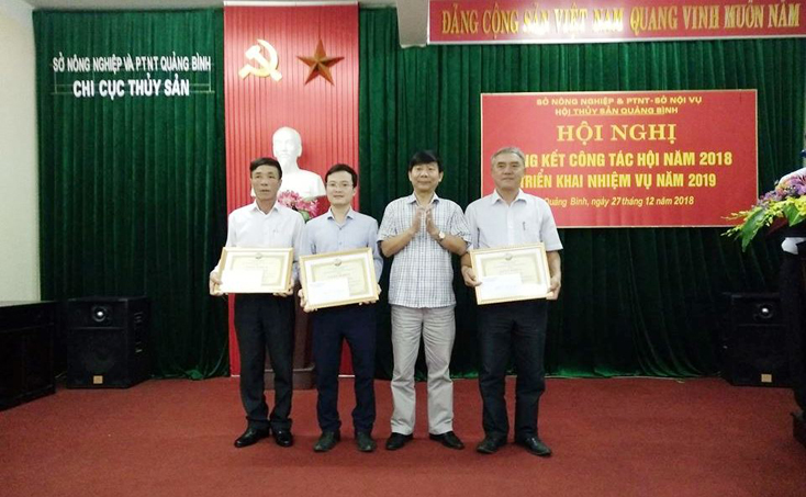 Tiếp tục phát triển các chi hội thủy sản cơ sở