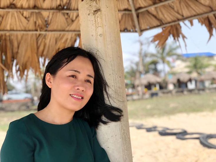 Nhà văn Nguyễn Hương Duyên:  "Thân phận người phụ nữ luôn ám ảnh tôi"