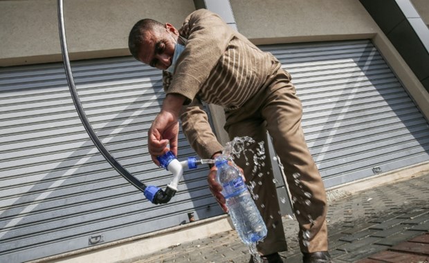 Độc đáo công nghệ chiết xuất trực tiếp nước uống từ không khí