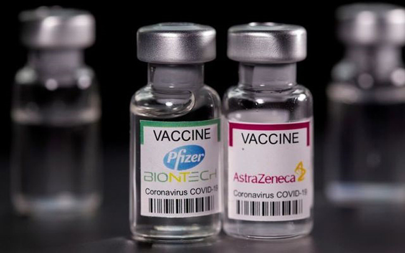 Hai mũi vaccine Pfizer hoặc AstraZeneca có hiệu quả trước biến thể Delta