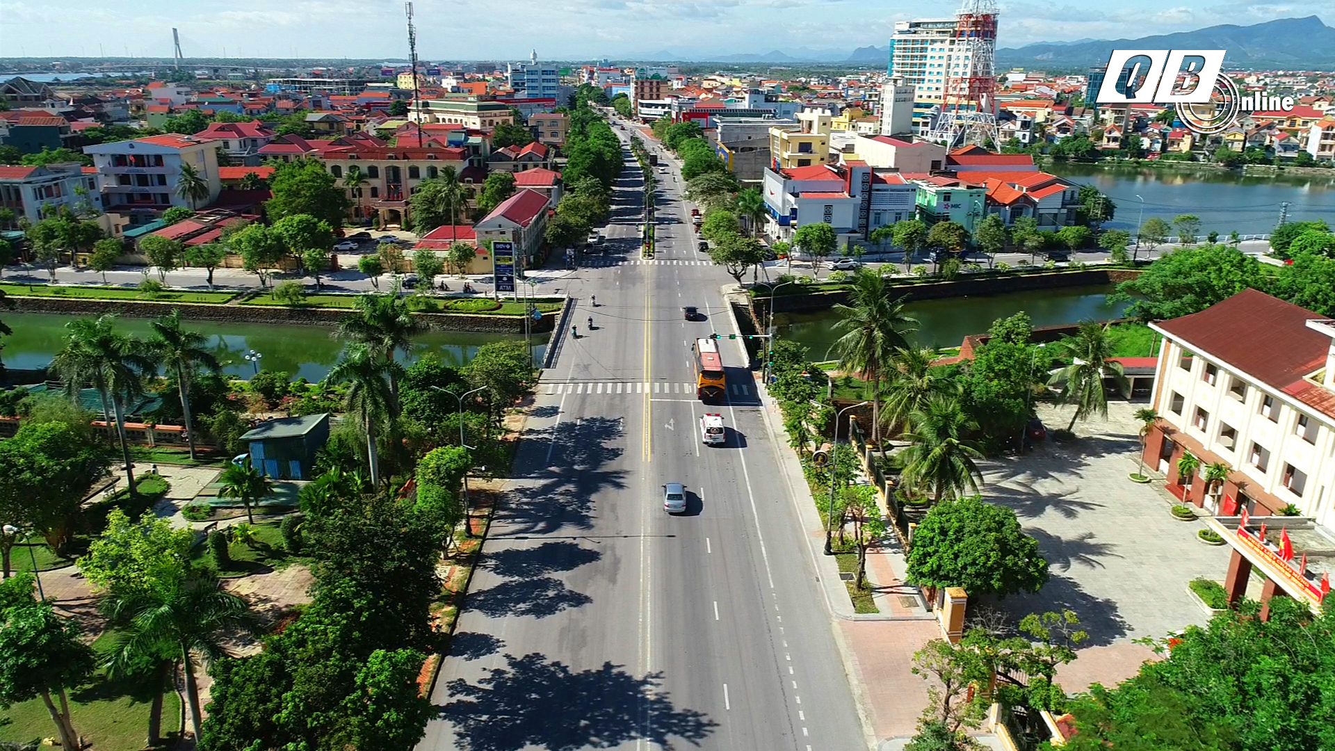 "Hướng về Nam…"