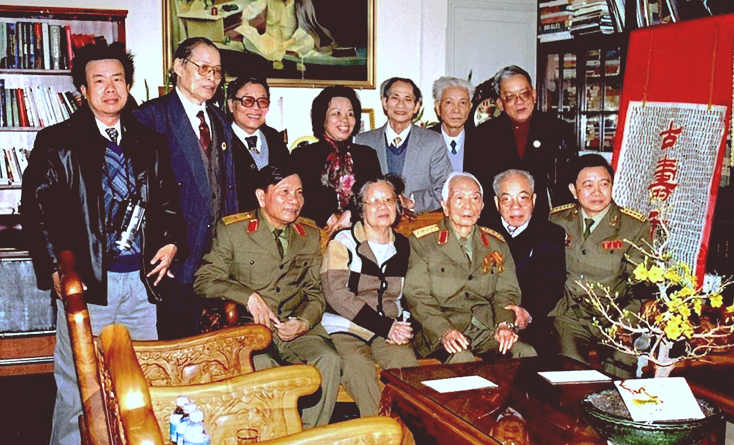 "Đã đoàn kết, phải đoàn kết hơn nữa!"