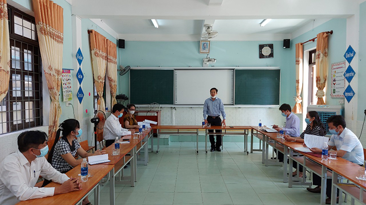 Tạm thời dừng hoạt động tựu trường để phòng, chống dịch bệnh Covid-19