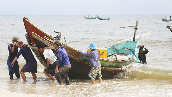 Làng nơi chân sóng