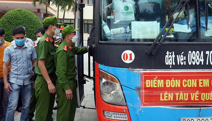 Bảo đảm chu đáo và an toàn phòng, chống dịch