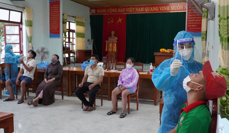 CDC Quảng Bình kịp thời hỗ trợ Quảng Trạch chống dịch Covid-19