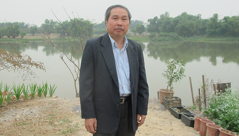 Con ra Hà Nội làm thơ