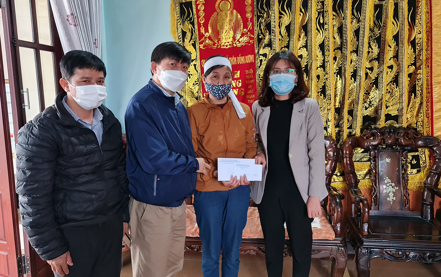 Hỗ trợ gia đình ngư dân gặp nạn trên biển tại xã Bảo Ninh