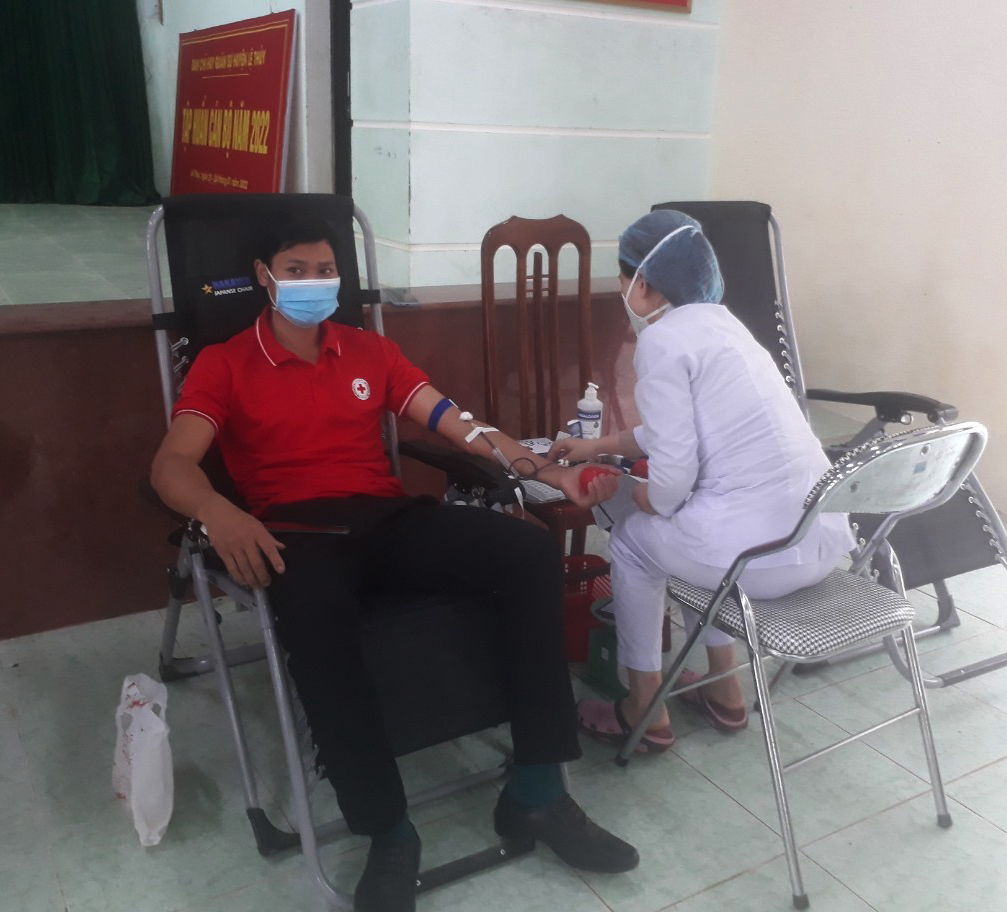 Lệ Thủy: Tiếp nhận 149 đơn vị máu tình nguyện