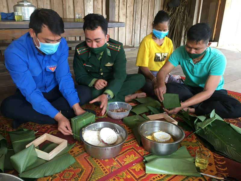 Tết ấm dưới chân núi Giăng Màn