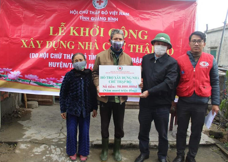 Khởi công xây nhà cho hộ nghèo ở xã Quảng Đông