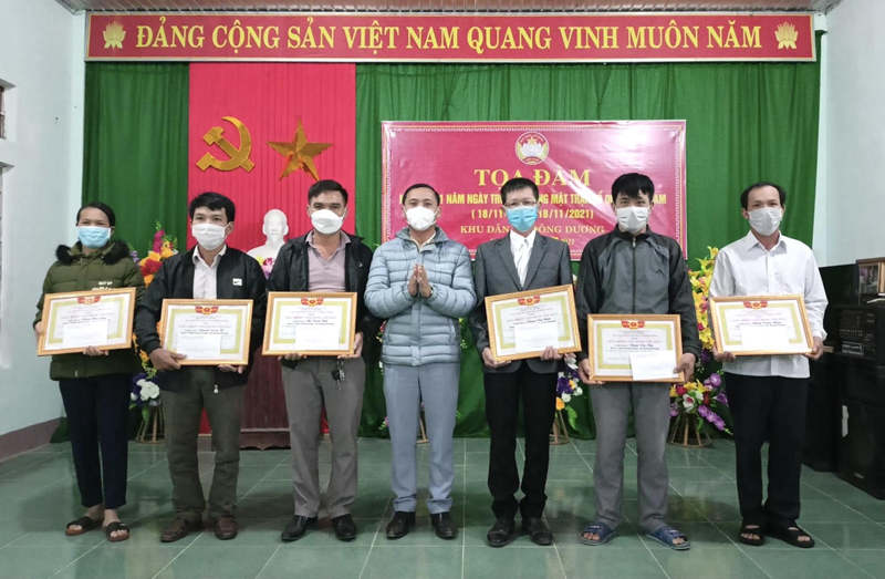 Gắn học tập và làm theo Bác với các cuộc vận động, phong trào thi đua