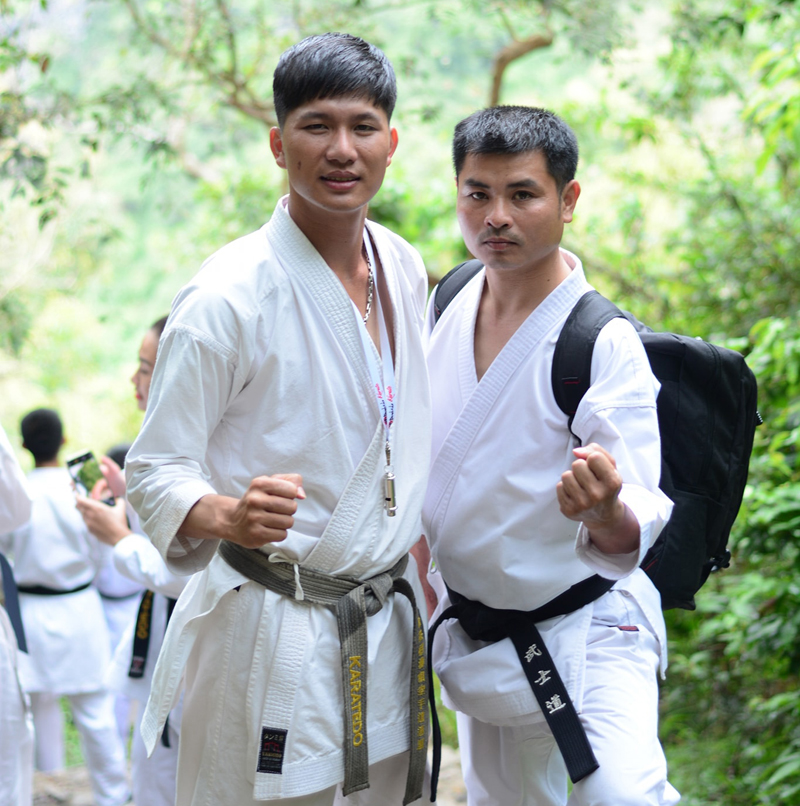 Niềm đam mê Karate của võ sư 9X