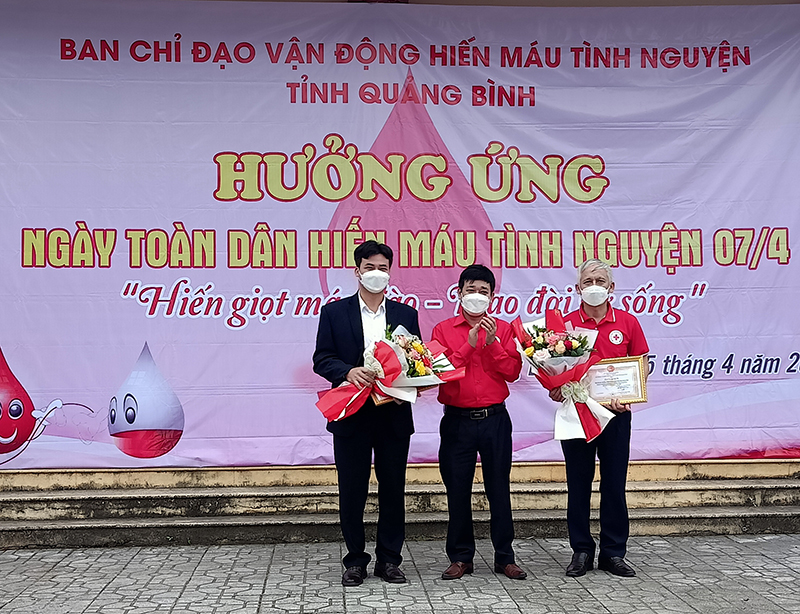 Lễ hưởng ứng Ngày Toàn dân hiến máu tình nguyện 7/4