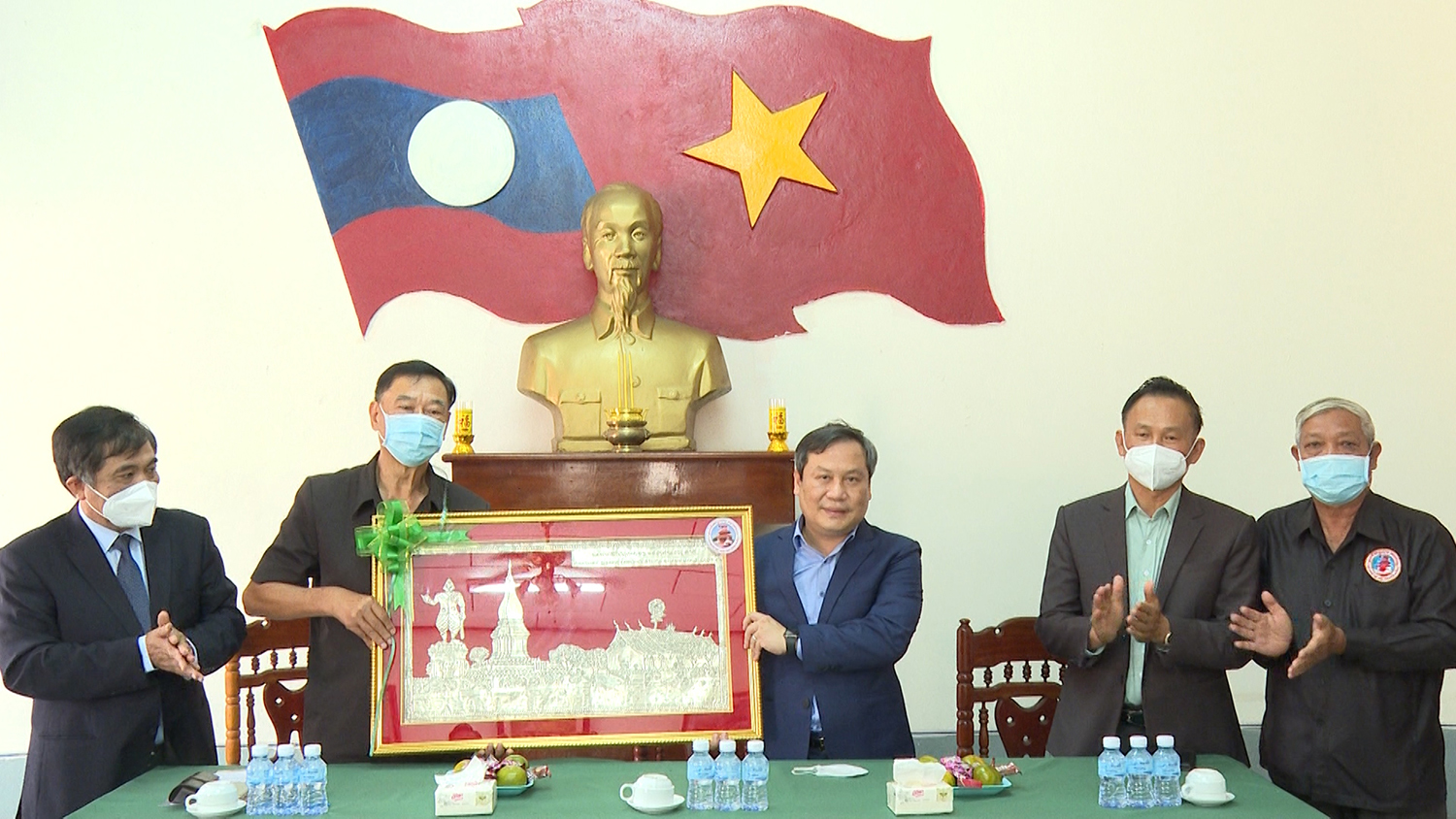 Các hoạt động của đồng chí Bí thư Tỉnh uỷ và đoàn đại biểu tỉnh Quảng Bình tại Khăm Muộn