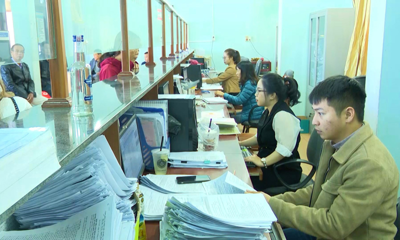 Xây dựng nền hành chính hiện đại, phục vụ nhân dân