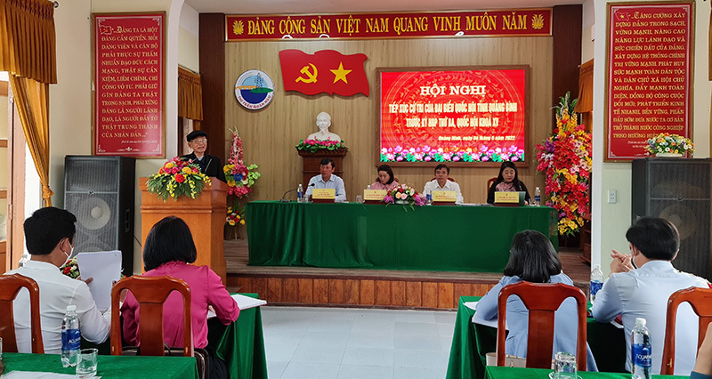 Đại biểu Quốc hội tiếp xúc cử tri trước kỳ họp thứ 3