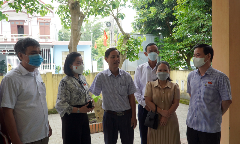 Quyết tâm hoàn thành tốt nhiệm vụ mà cử tri, nhân dân giao phó