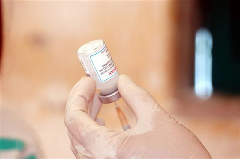 Rà soát, đẩy nhanh tiến độ tiêm vaccine mũi 3 cho người từ 18 tuổi