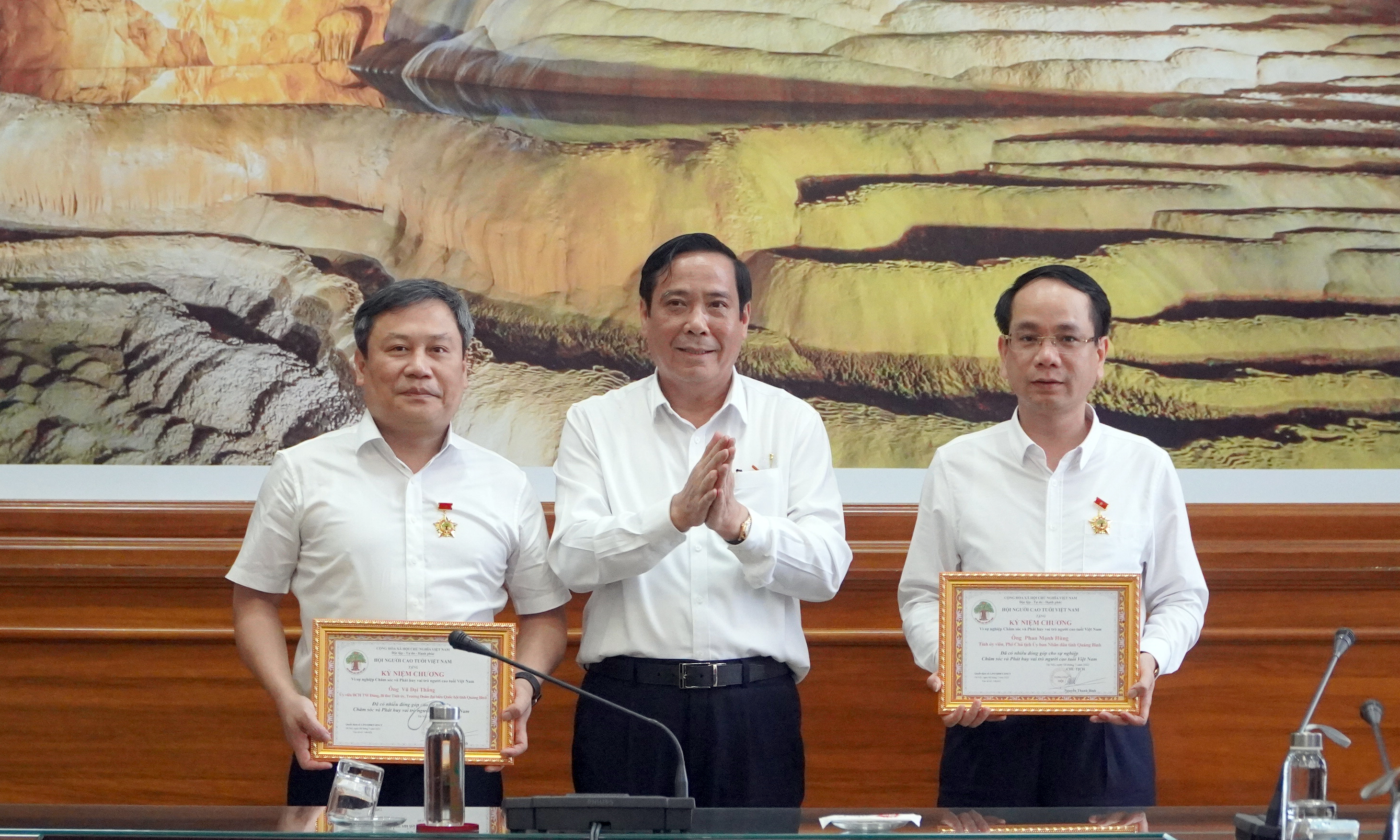 Đồng chí Bí thư Tỉnh ủy tiếp và làm việc với Hội Người cao tuổi Việt Nam