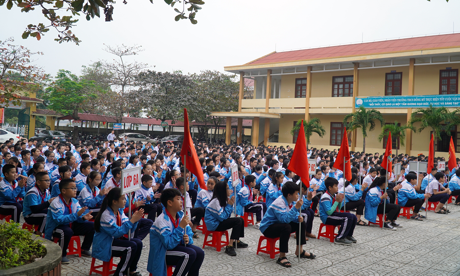 Bài 1: Tăng học phí và những nỗi lo