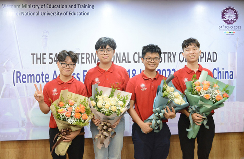 100% thí sinh Việt Nam đạt Huy chương Vàng Olympic Hóa học quốc tế năm 2022