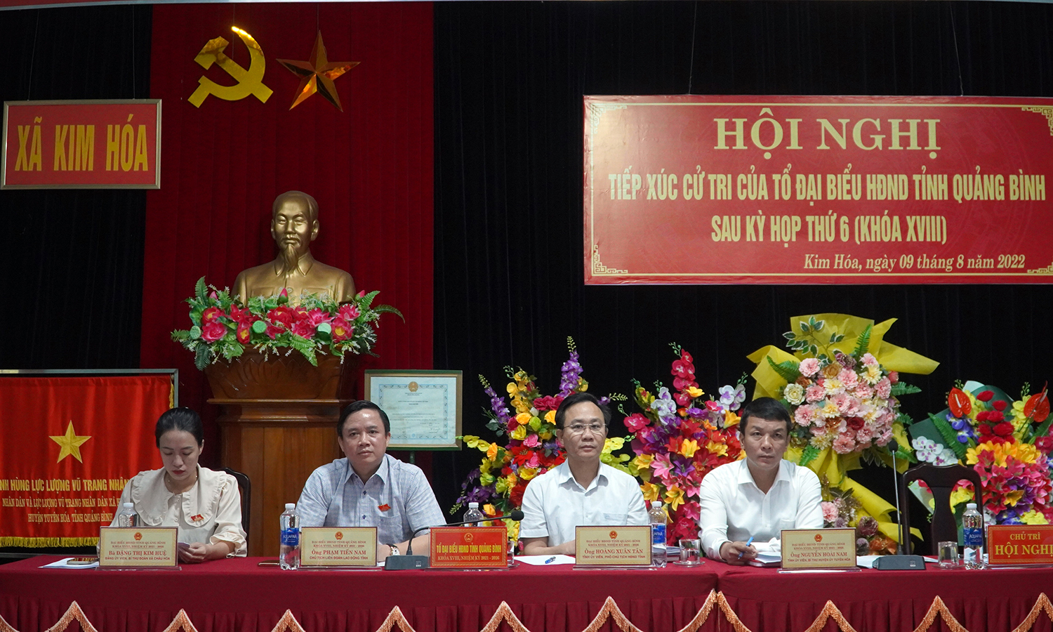 Đại biểu HĐND tỉnh tiếp xúc với cử tri huyện Tuyên Hóa