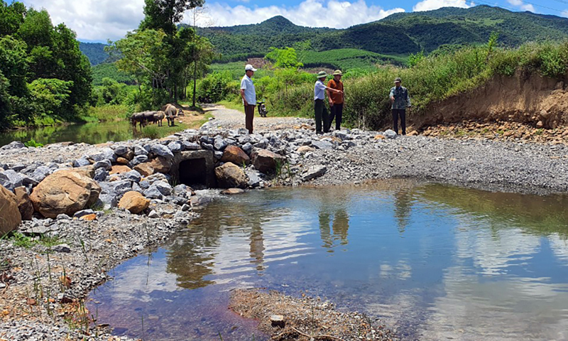 Trăn trở "bài toán" an toàn lưu thông qua Khe Sủng