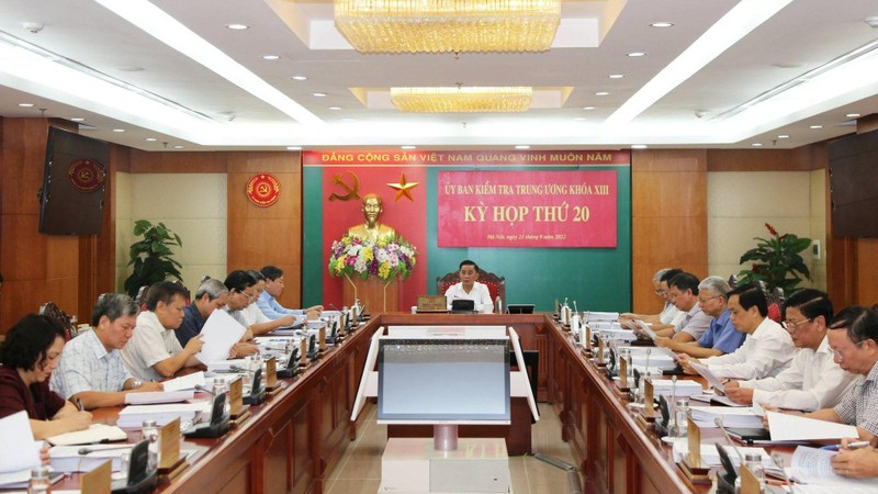 Kỷ luật Ban Thường vụ Đảng ủy Viện Hàn lâm Khoa học xã hội Việt Nam và một số, tập thể cá nhân