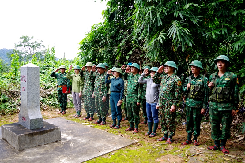 Giám sát triển khai, thực hiện nghị quyết của Bộ Chính trị về chiến lược bảo vệ biên giới quốc gia