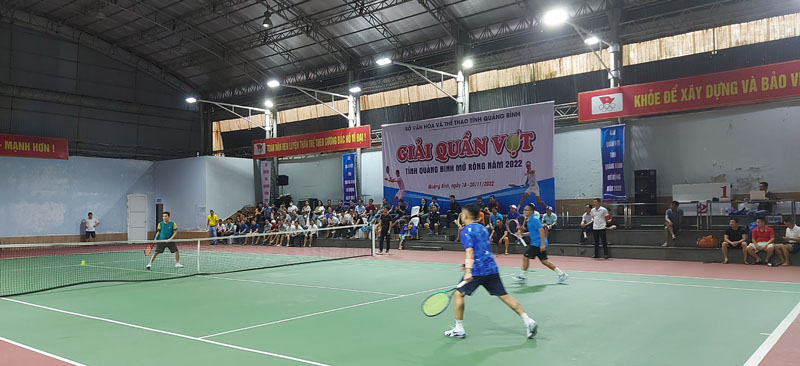 Trao thưởng giải quần vợt tỉnh Quảng Bình mở rộng năm 2022