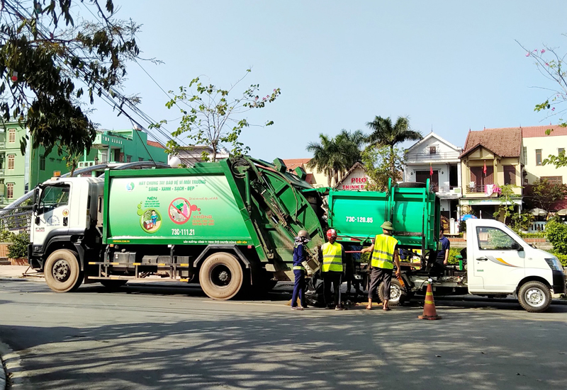 TP. Đồng Hới: Thu gom, xử lý hơn 100 tấn rác thải sinh hoạt mỗi ngày