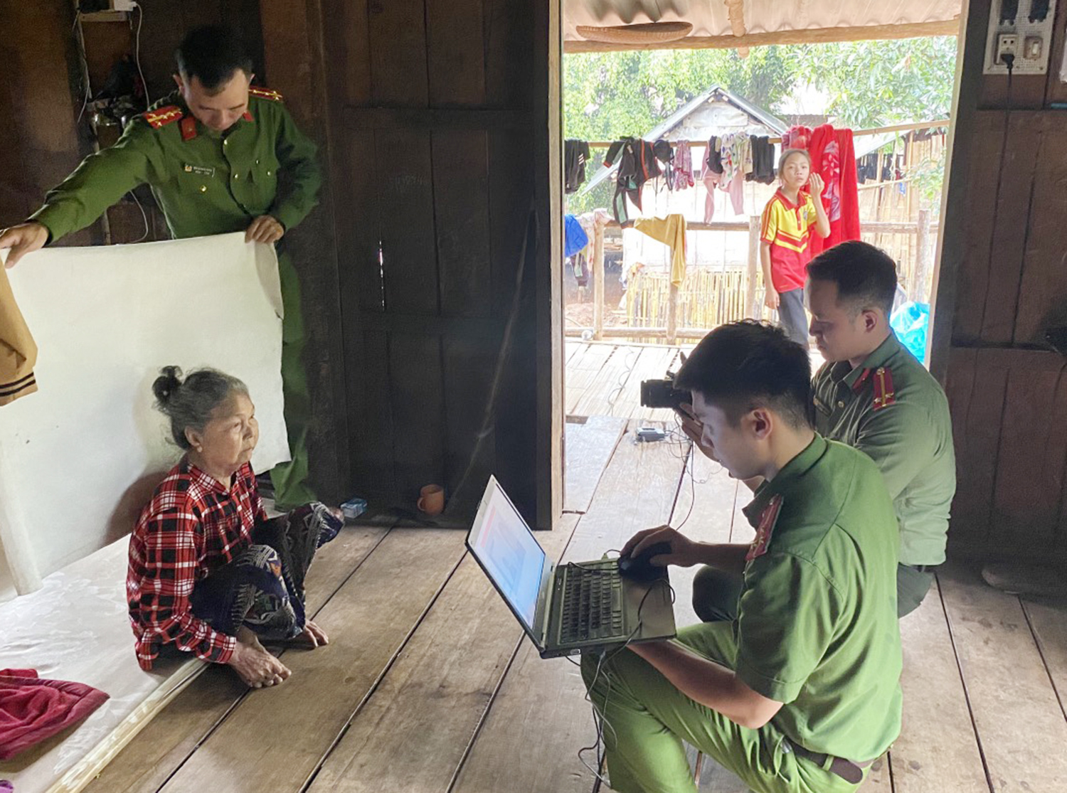 Công an huyện Bố Trạch: Nỗ lực tăng tốc chiến dịch "90 ngày, đêm"