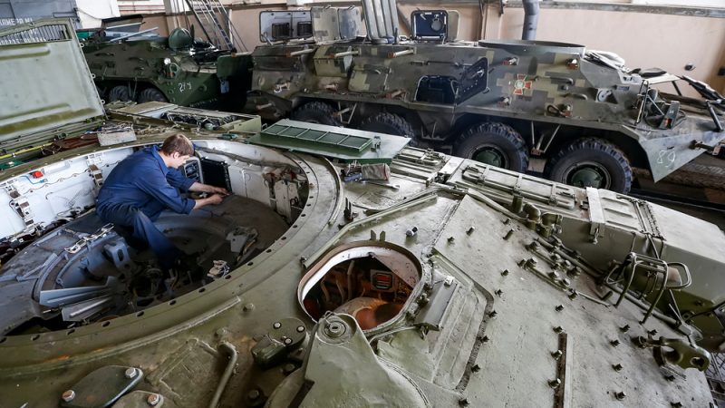 Hàng nghìn người Ukraine tham gia sản xuất vũ khí ở Séc