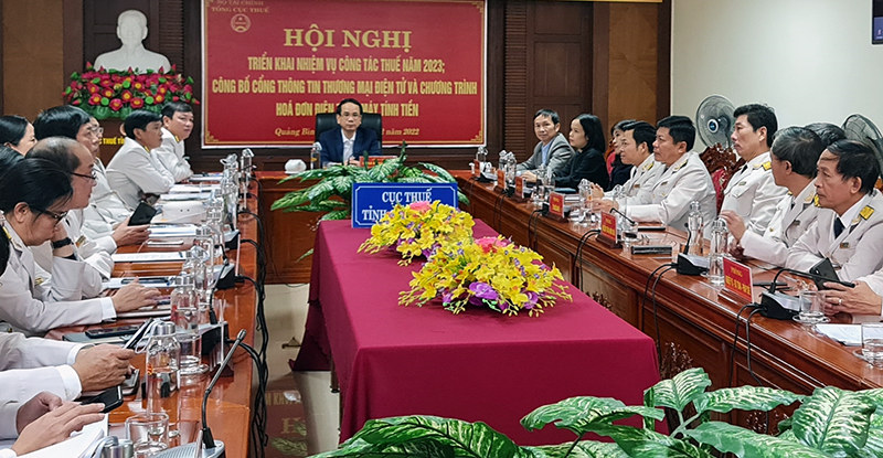 Phấn đấu hoàn thành nhiệm vụ thu NSNN năm 2023